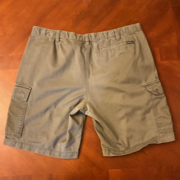 Eddie Bauer Cargo Shorts Army Green Sz 40 - Picture 4 of 12